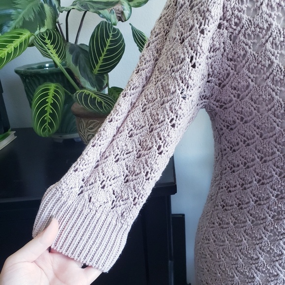 Knit sweater🌸 - Picture 4 of 6